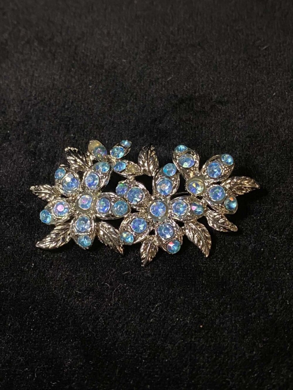 Vintage Silver tone Textured Leaves Floral Blue Aurora stones Brooch